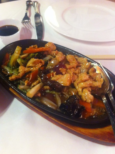 Bam Bou - Pollo con verduras estilo cantonés